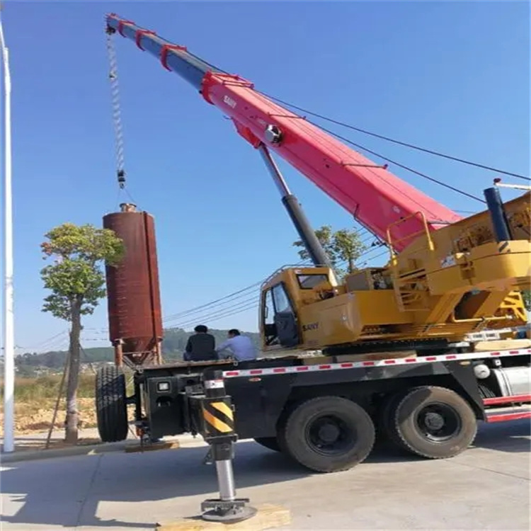 南京建邺专业吊车租赁多少钱