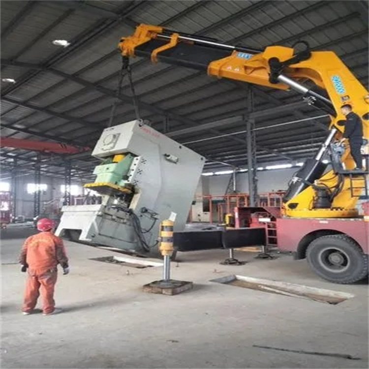 南京建邺80吨折臂吊车出租附近电话